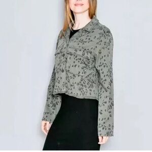 Bella Dahl Girl Leopard Print Cropped Jacket